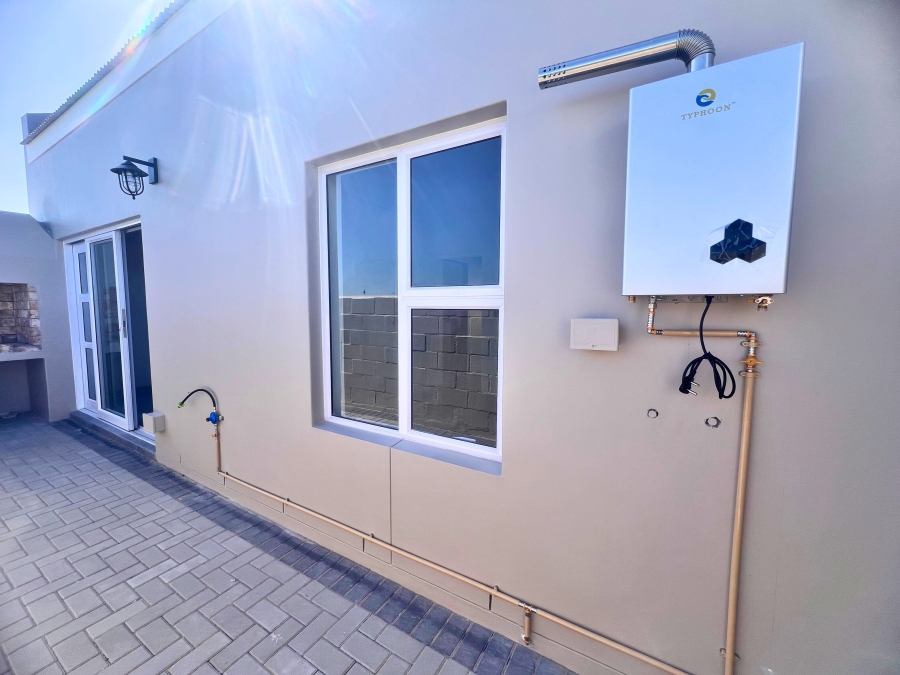 2 Bedroom Property for Sale in Villa Diamante Western Cape